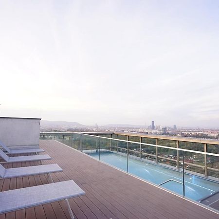 Suite In High-Rise On The Danube Vienna Exterior photo