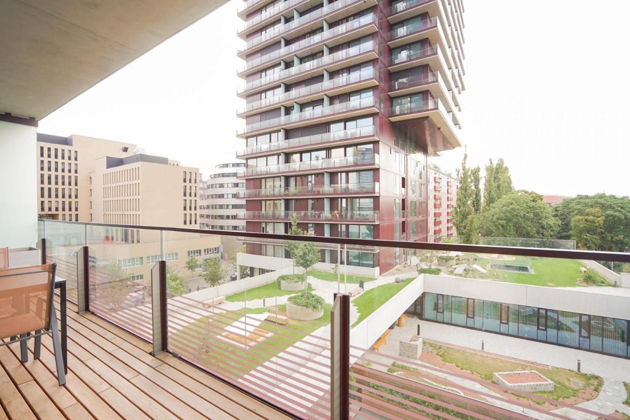 Suite In High-Rise On The Danube Vienna Exterior photo