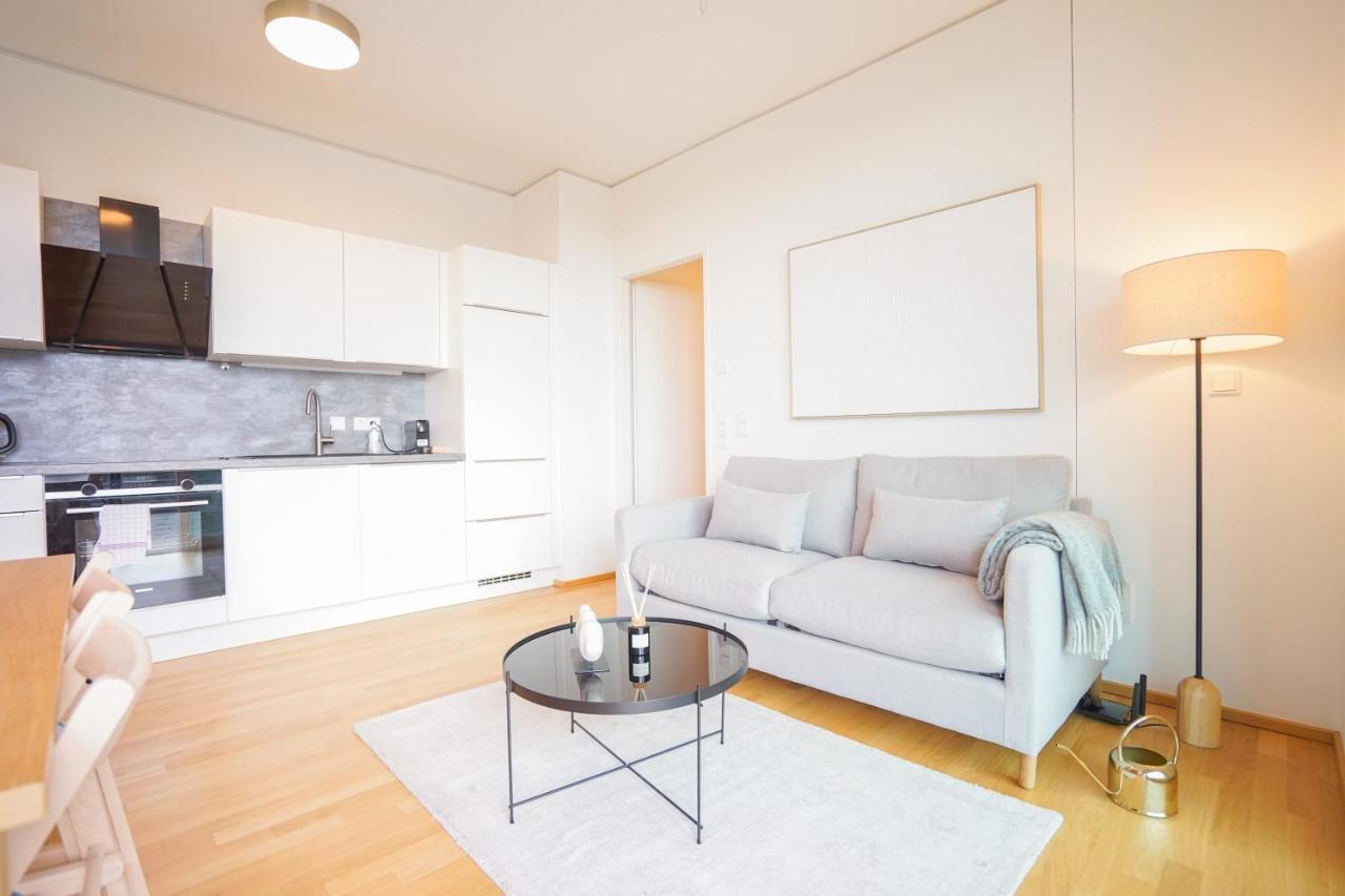 Suite In High-Rise On The Danube Vienna Exterior photo