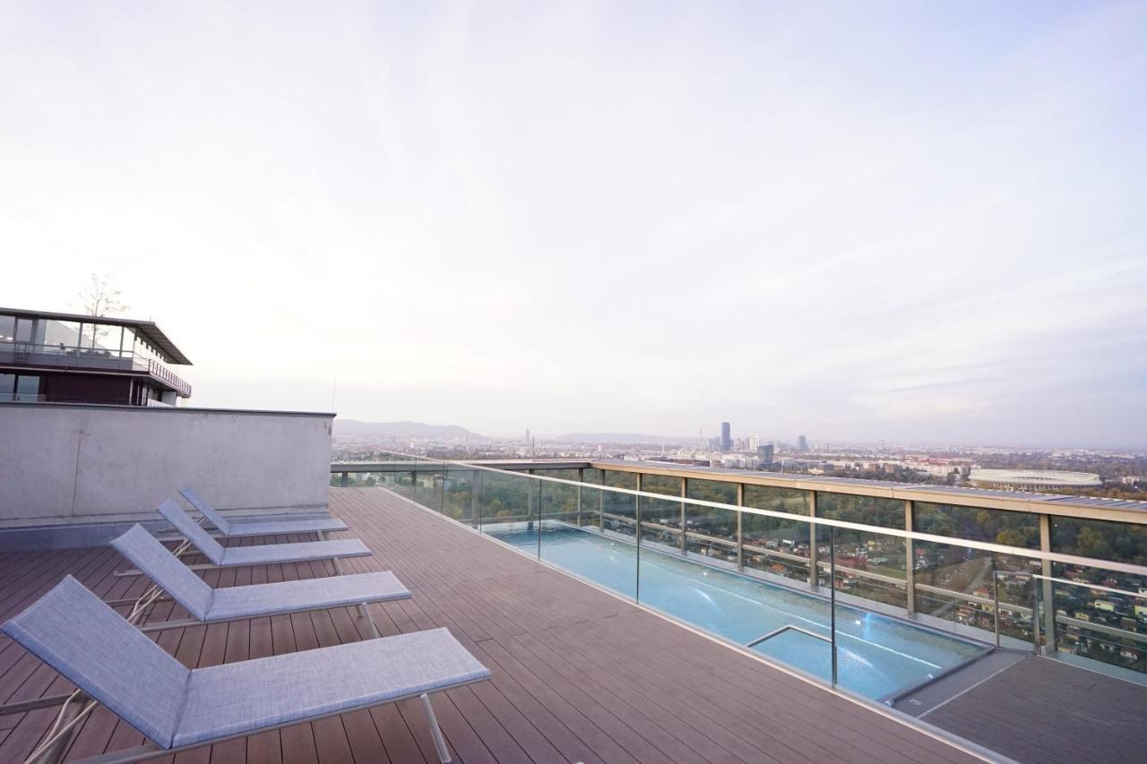 Suite In High-Rise On The Danube Vienna Exterior photo